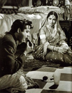 Choti Bahu and her attendant, Meena Kumari and Dutt in 'Sahib Bibi Aur Ghulam'.